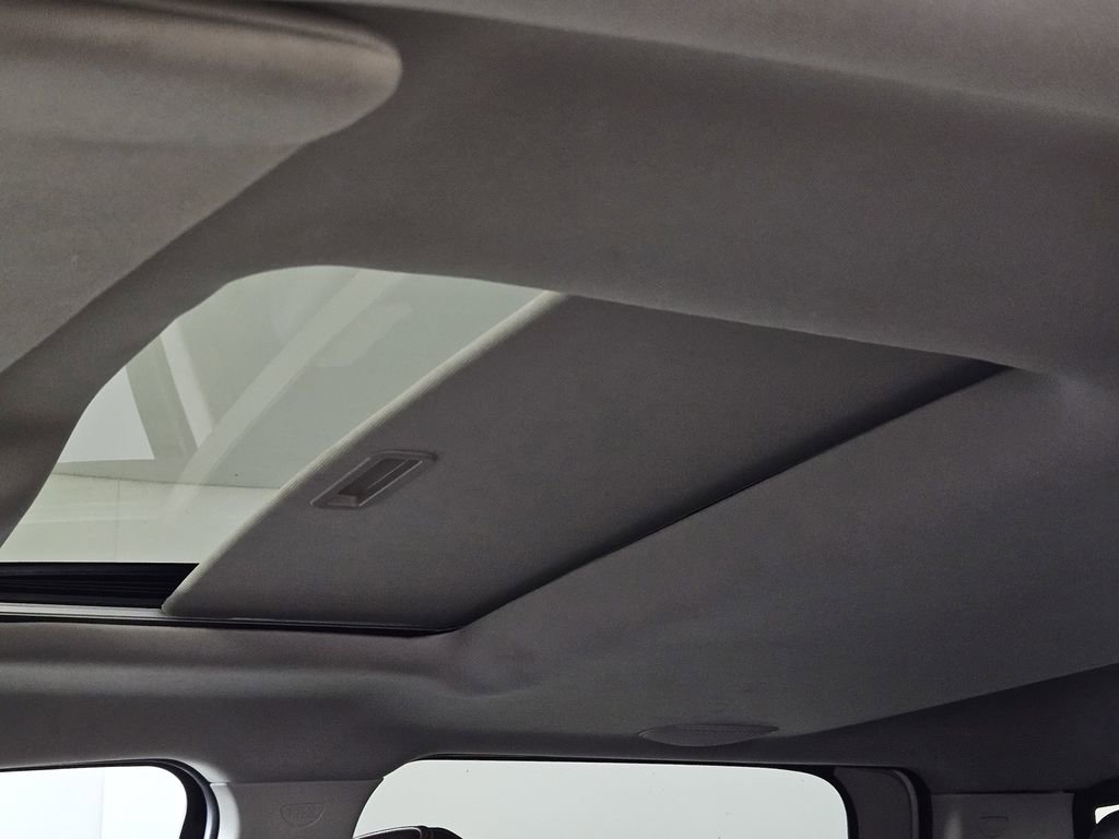 Used 2016 RAM 1500 Laramie Longhorn w/ Convenience Group AWD/4WD image 25