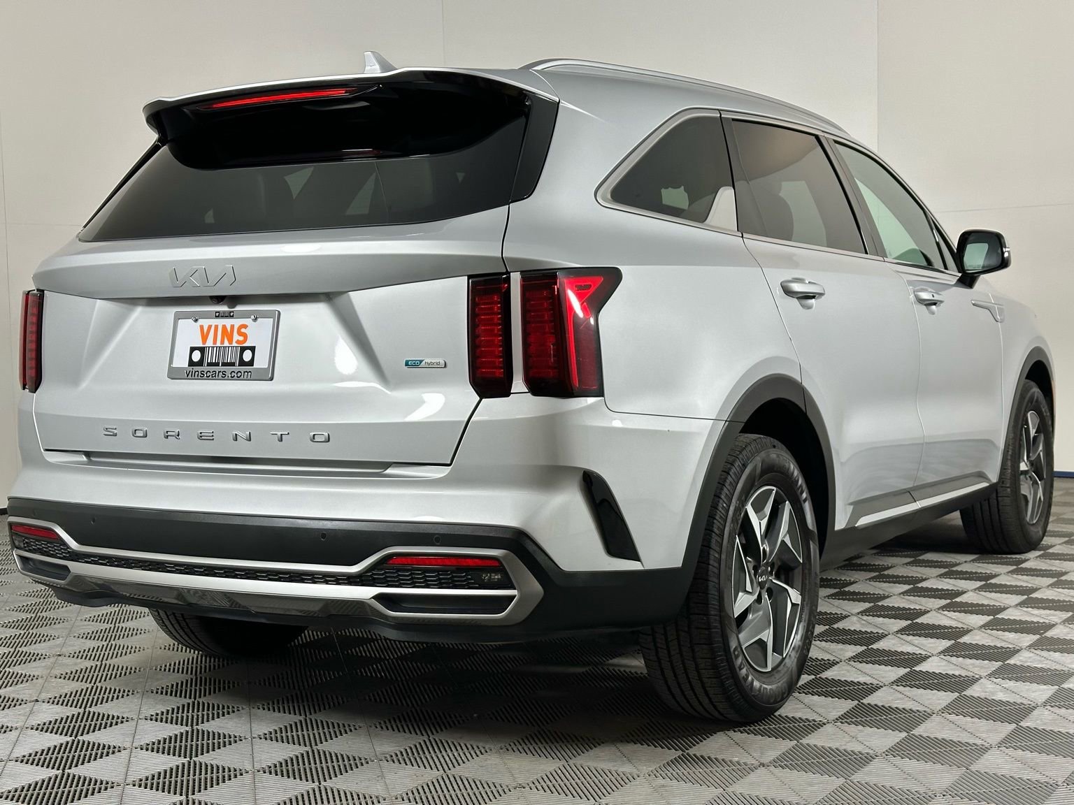 Used 2022 Kia Sorento S FWD image 6