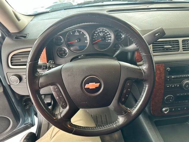 Used 2010 Chevrolet Avalanche LT image 12