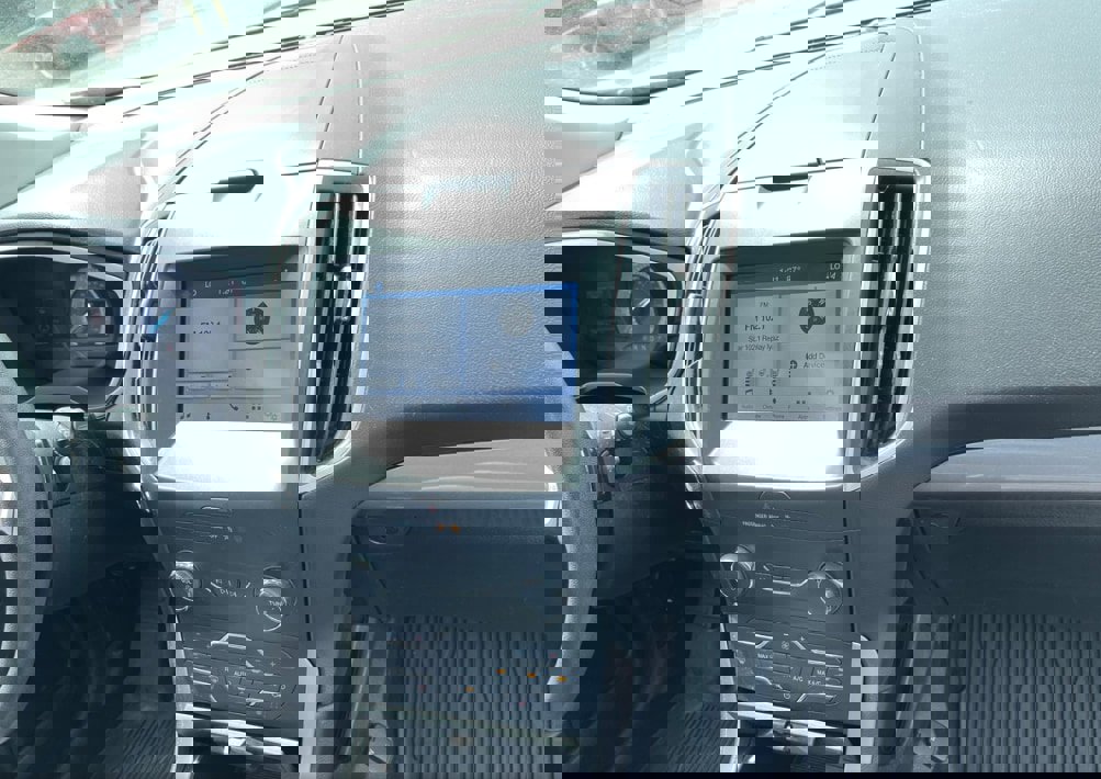 Used 2019 Ford Edge SEL w/ Equipment Group 201A image 12