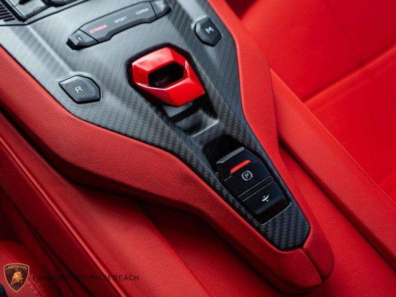 Used 2022 Lamborghini Aventador Countach image 24