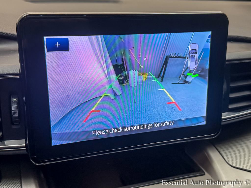 Used 2023 Ford Explorer XLT w/ Equipment Group 202A image 20