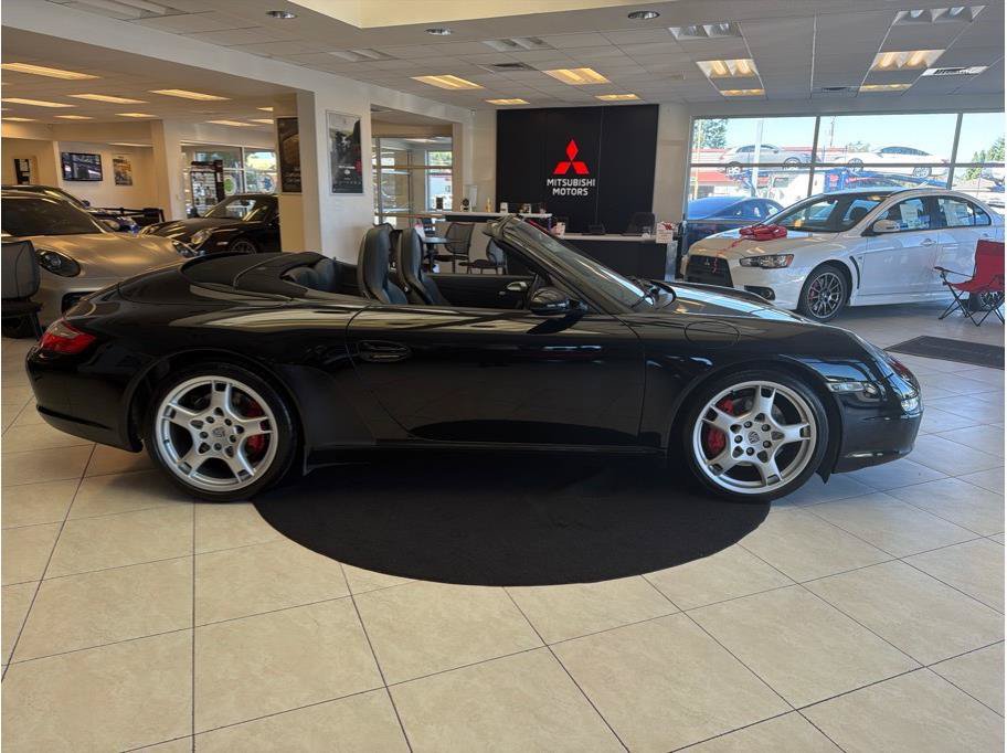 Used 2005 Porsche 911 Carrera S RWD image 4