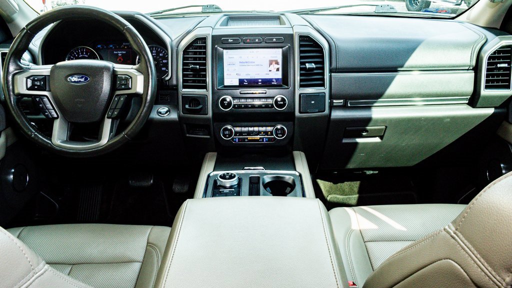 Used 2021 Ford Expedition XLT image 12
