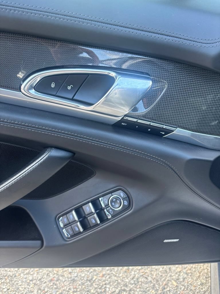 Used 2015 Porsche Panamera AWD/4WD image 40
