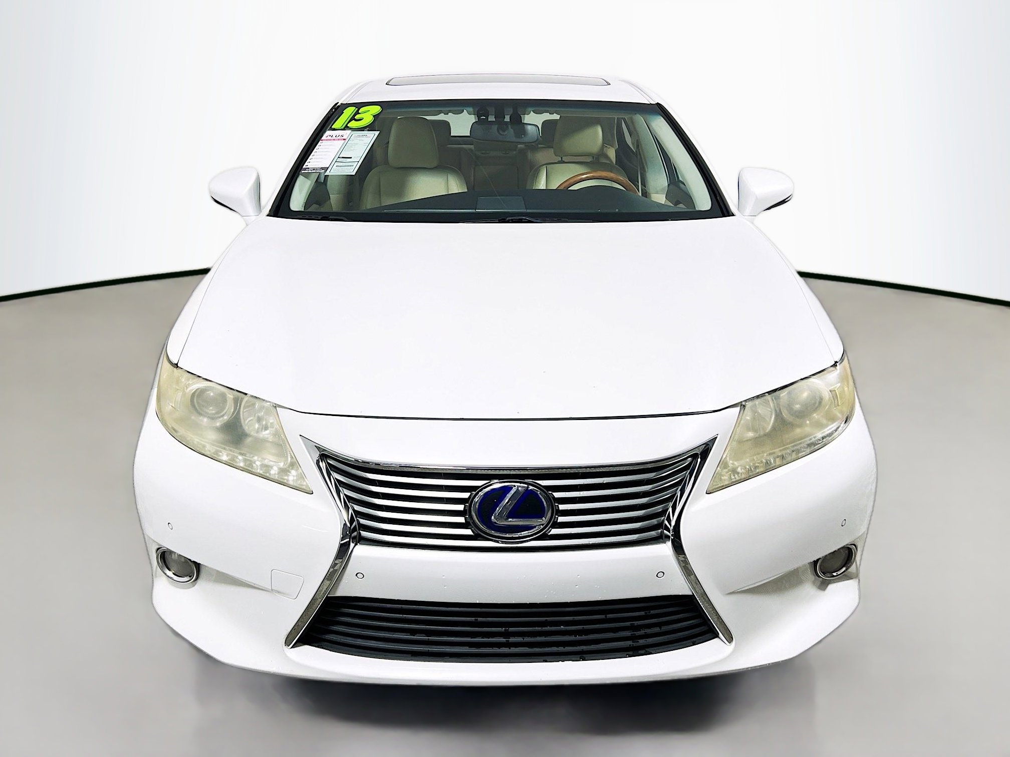 Used 2013 Lexus ES 300h image 11