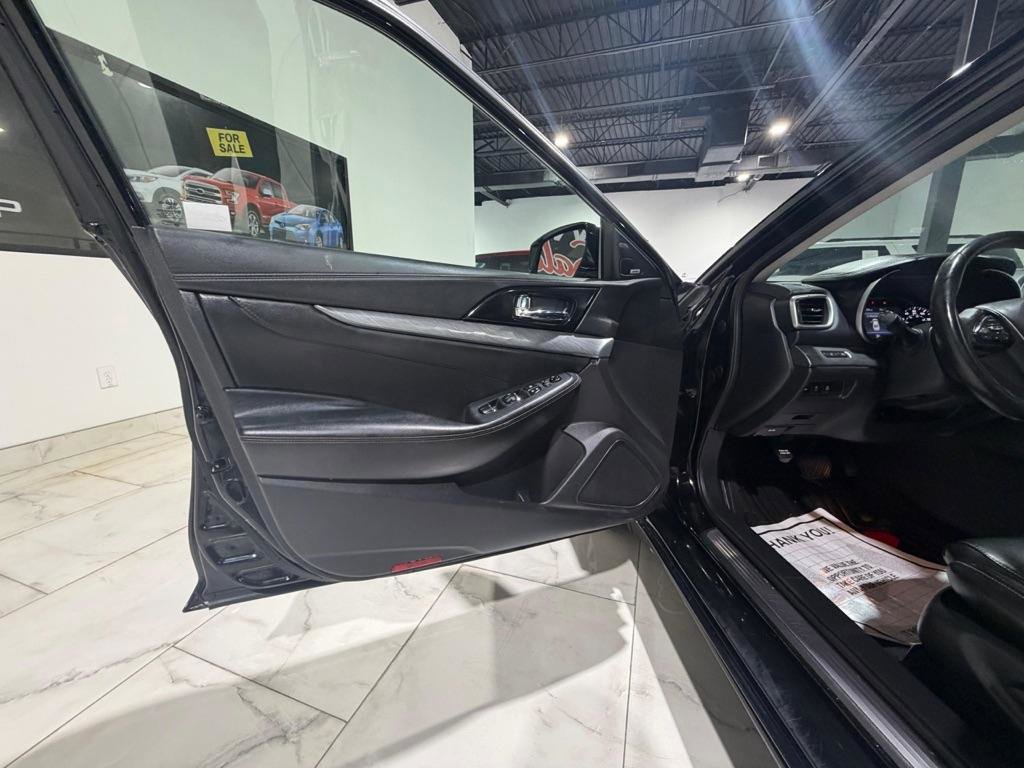 Used 2018 Nissan Maxima 3.5 SL image 19