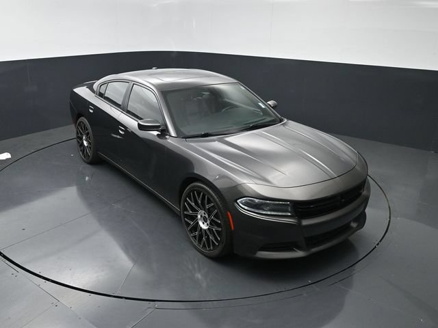 Used 2019 Dodge Charger SXT w/ Leather Interior Group RWD image 19