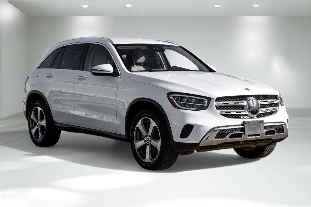 Used 2022 Mercedes-Benz GLC 300 w/ Premium Package Lite image 7