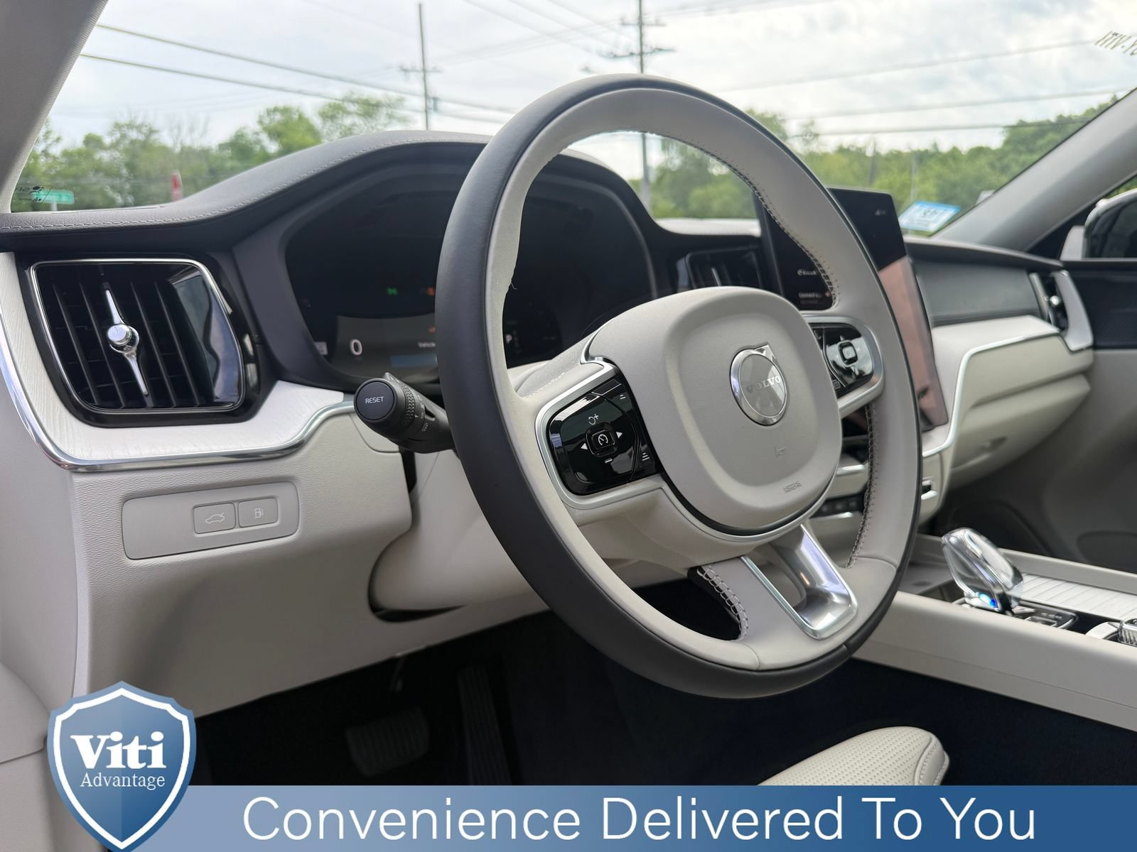 Used 2026 Volvo XC60 T8 Ultra w/ Protection Package Premier AWD/4WD image 17