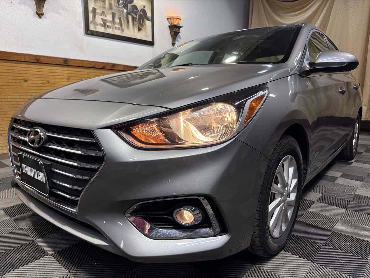 Used 2021 Hyundai Accent SEL w/ Cargo Package FWD image 5