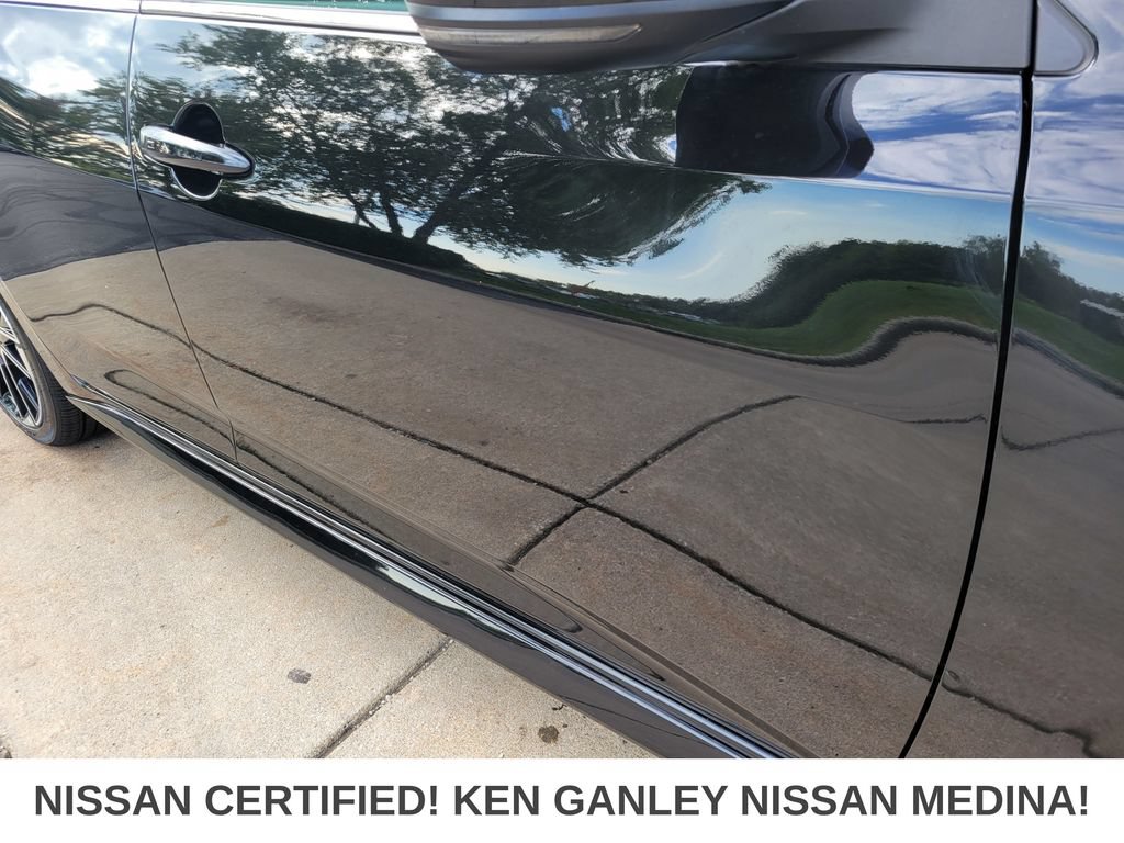 Certified 2025 Nissan Sentra SR FWD image 13