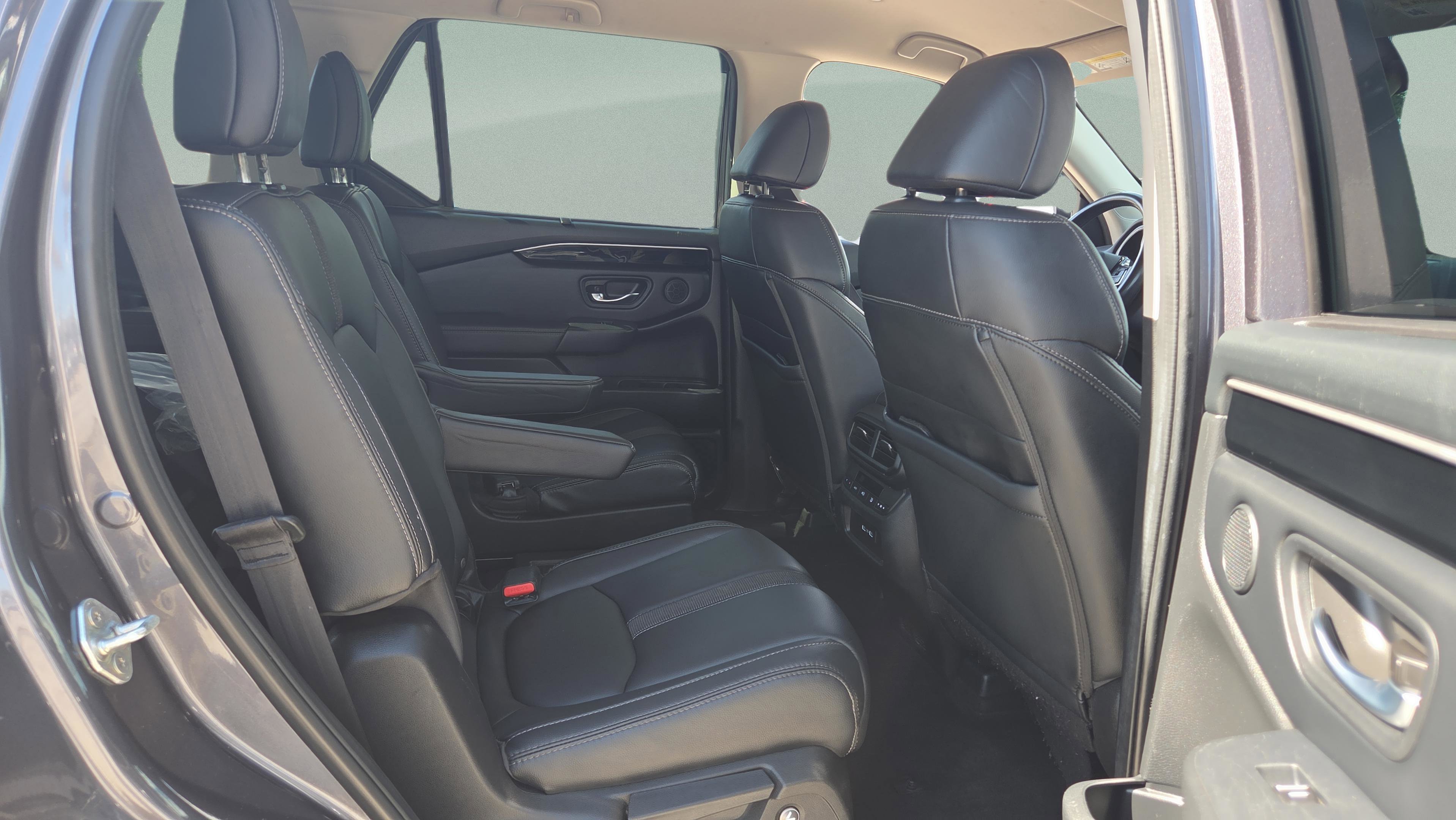 Used 2023 Honda Pilot EX-L image 16