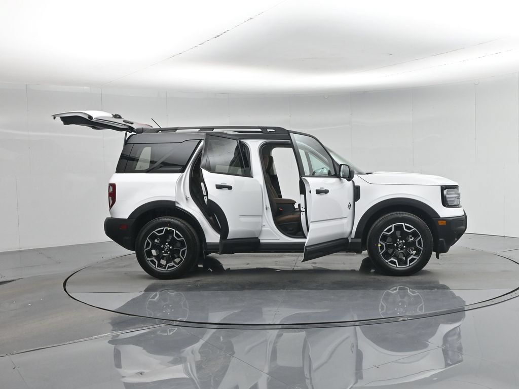 New 2026 Ford Bronco Sport Outer Banks w/ Outer Banks Tech Package+ AWD/4WD image 4