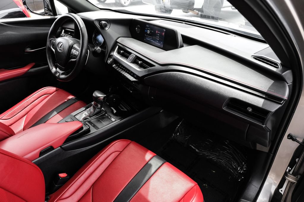 Used 2019 Lexus UX 200 F Sport w/ F Sport Premium Package FWD image 12