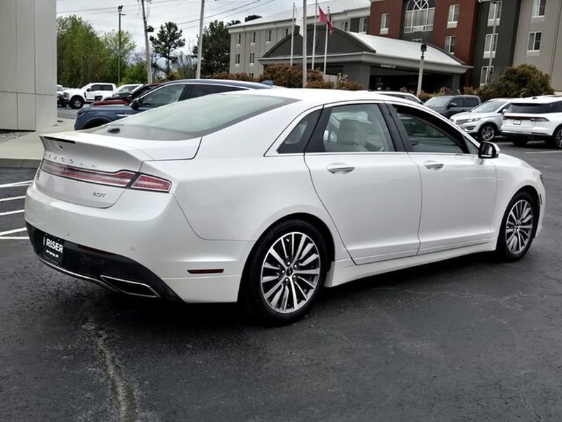 Used 2017 Lincoln MKZ Select w/ Select Plus Package image 3