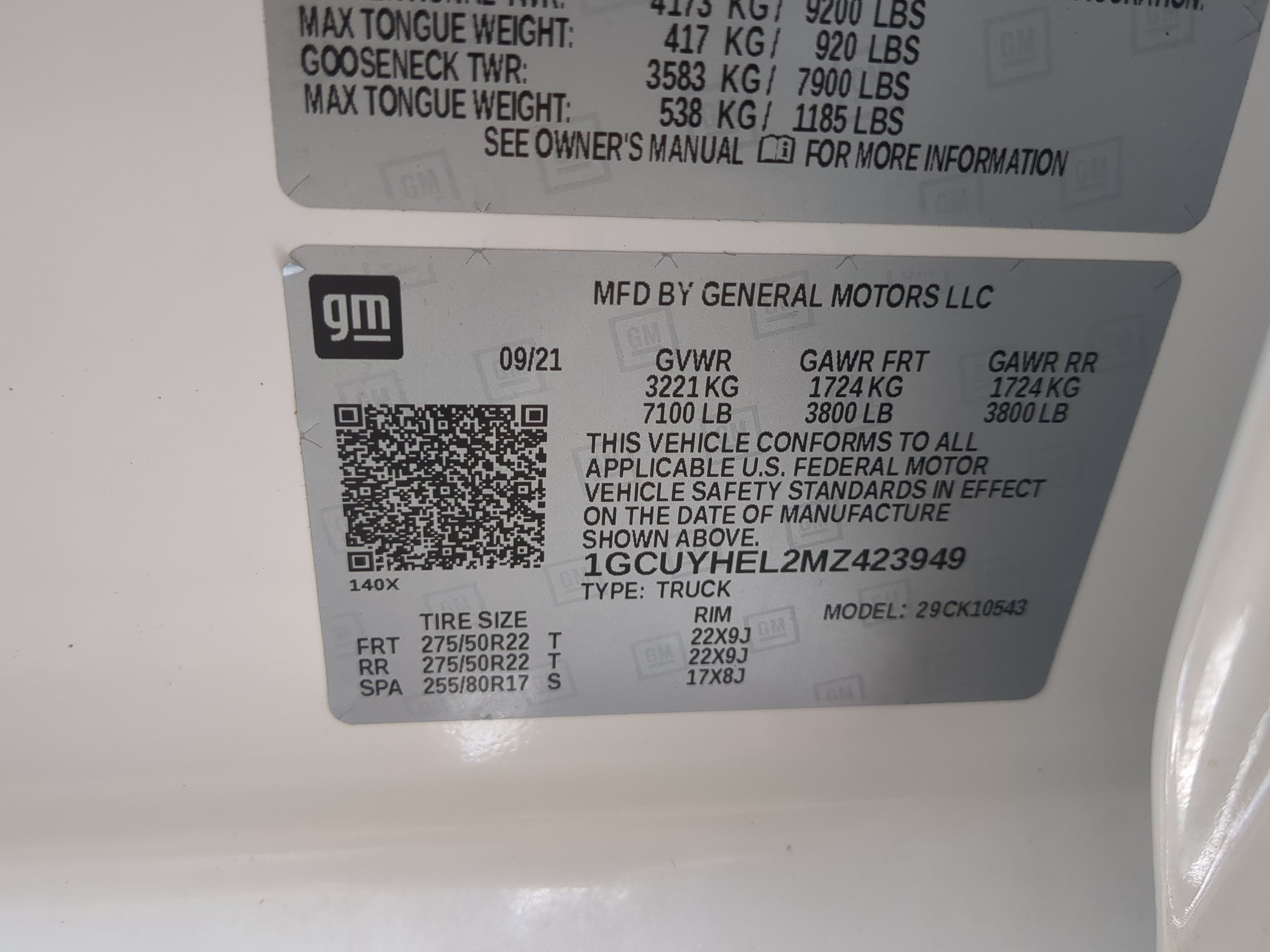 Used 2021 Chevrolet Silverado 1500 High Country w/ Safety Package II AWD/4WD image 29