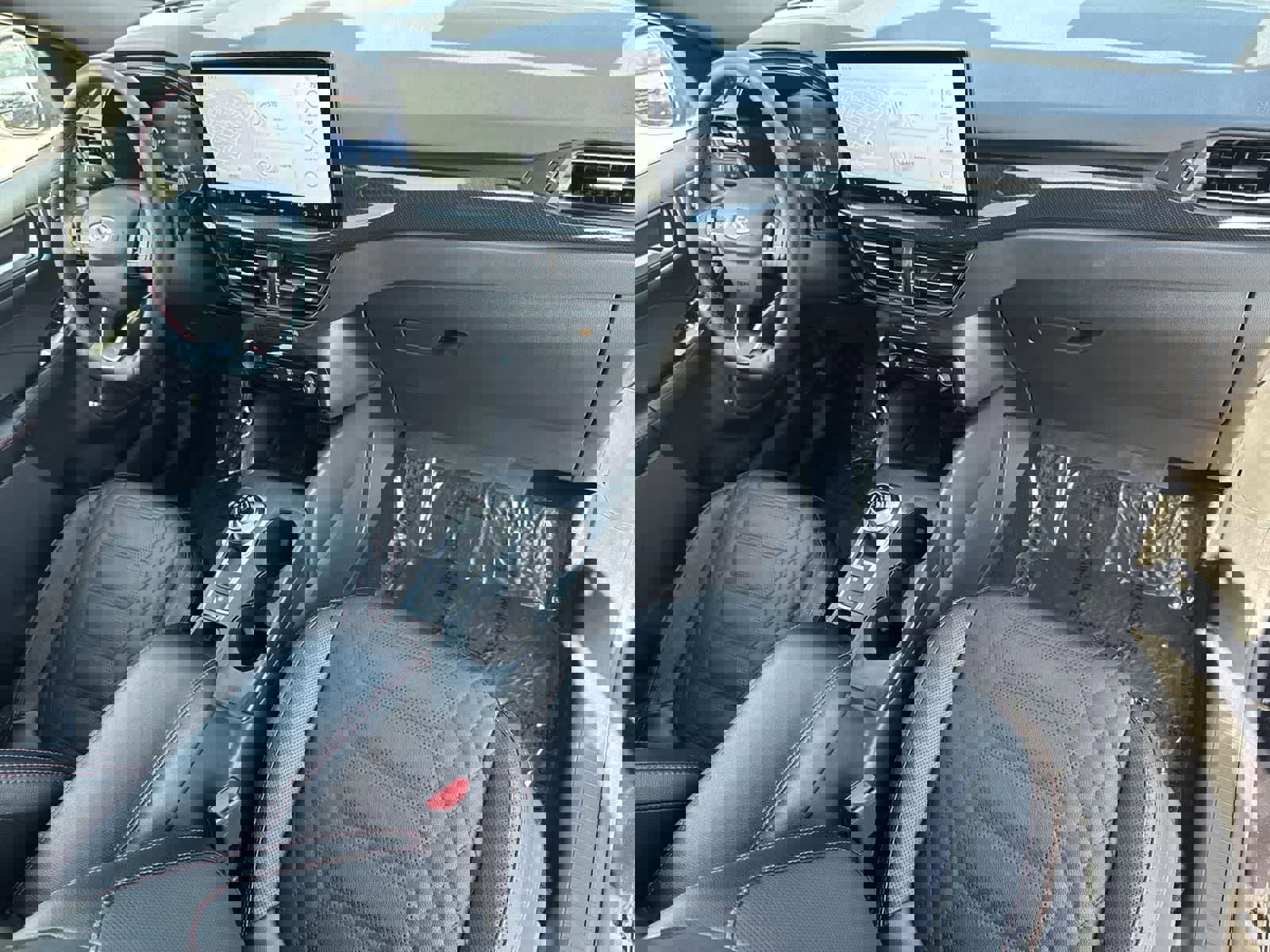 Used 2024 Ford Escape ST-Line Elite w/ Premium Technology Package image 41