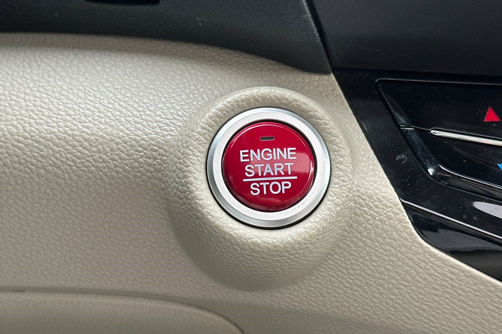 Used 2017 Honda Accord EX-L image 17