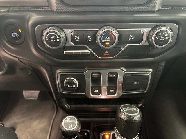 Used 2018 Jeep Wrangler Sport AWD/4WD image 27