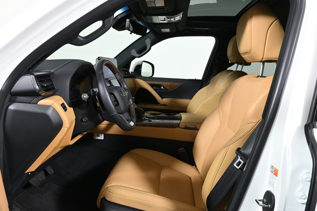 New 2026 Lexus LX 700h Luxury AWD/4WD image 3