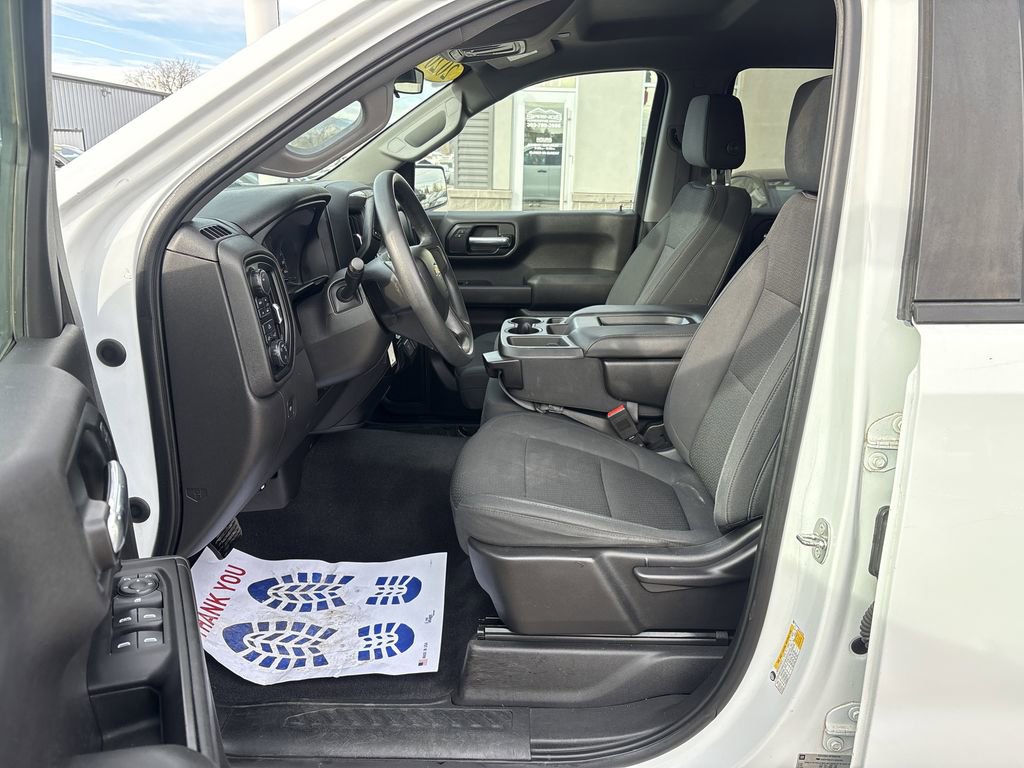 Used 2020 Chevrolet Silverado 1500 Custom w/ Custom Value Package image 22