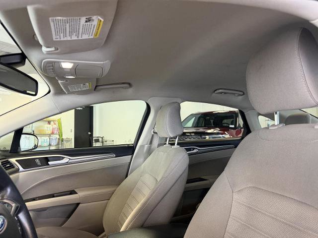 Certified 2020 Ford Fusion SE image 28