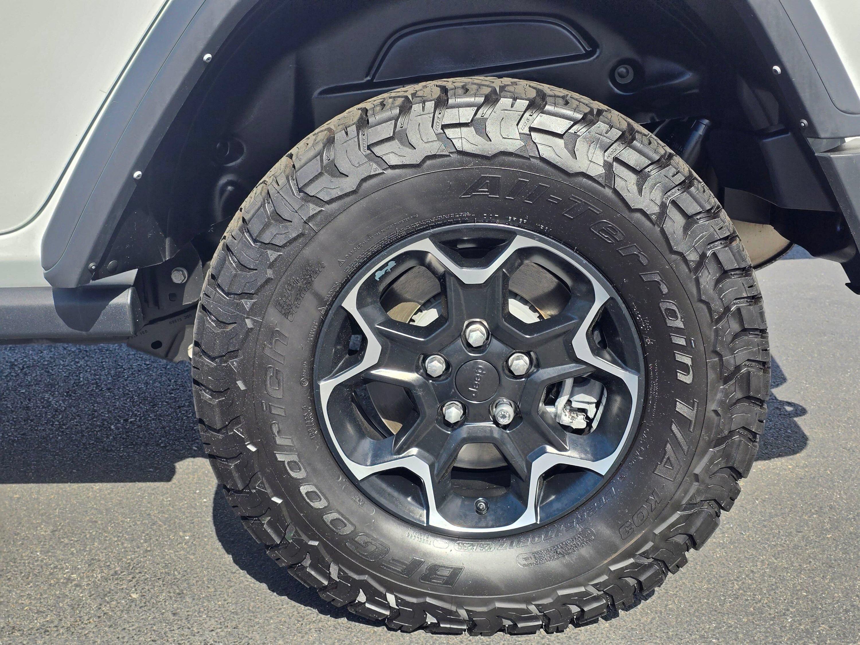 Used 2021 Jeep Wrangler Unlimited Rubicon 4xe w/ Steel Bumper Group AWD/4WD image 20