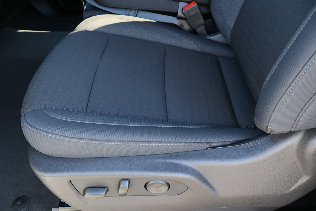 Certified 2026 GMC Sierra 1500 Pro w/ Pro Value Package image 18