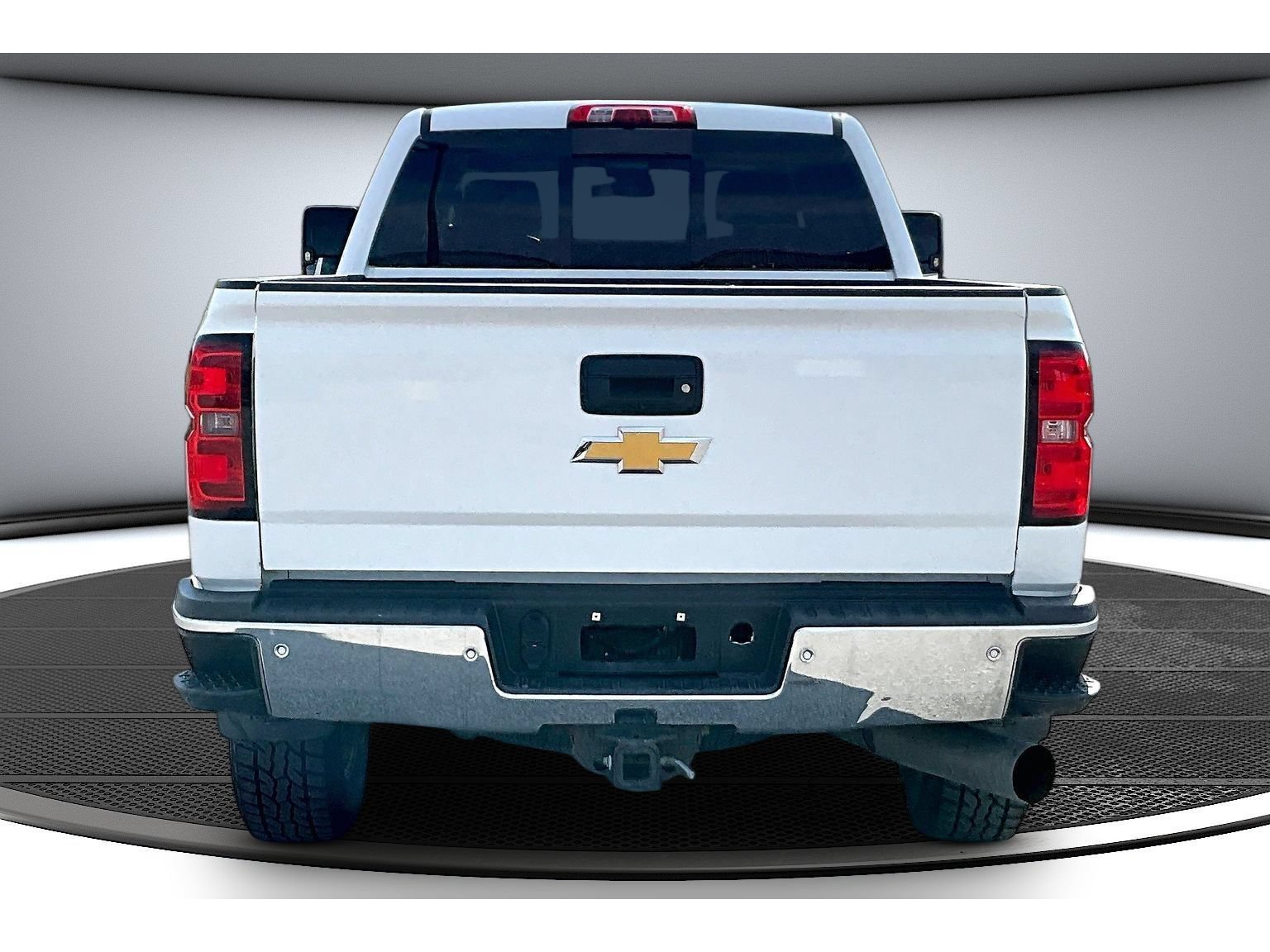 Used 2016 Chevrolet Silverado 2500 LTZ w/ Driver Alert Package AWD/4WD image 6