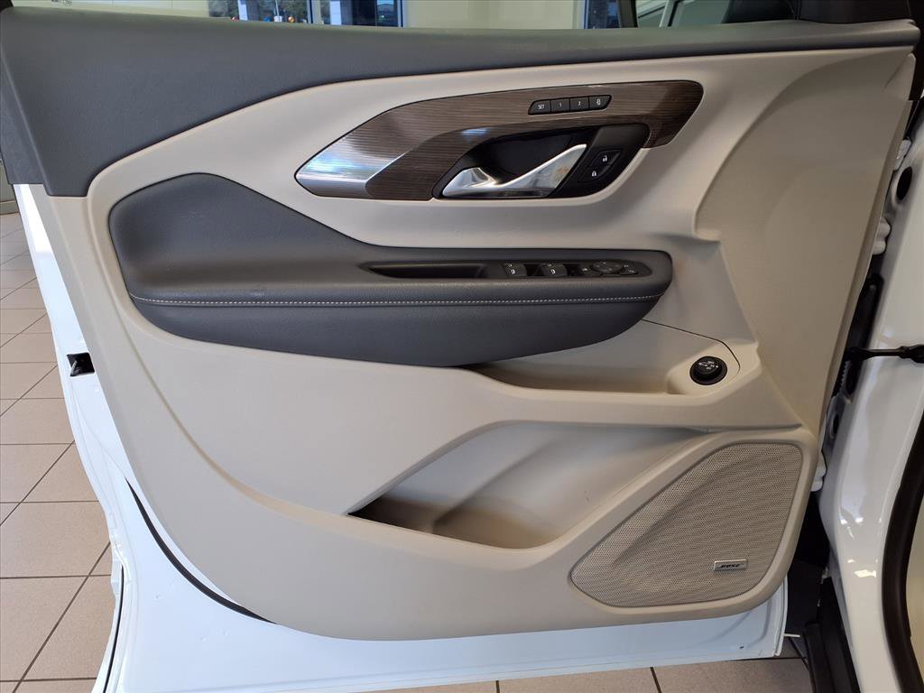 Used 2024 GMC Terrain Denali image 22