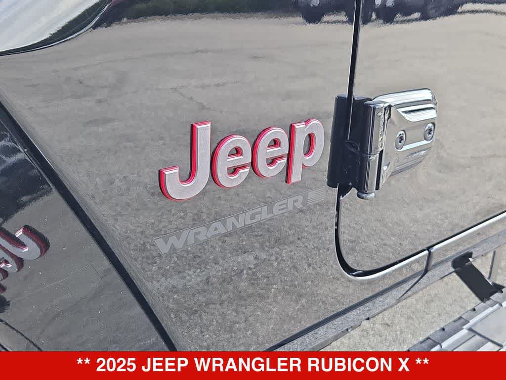 Used 2025 Jeep Wrangler Unlimited Rubicon AWD/4WD image 11