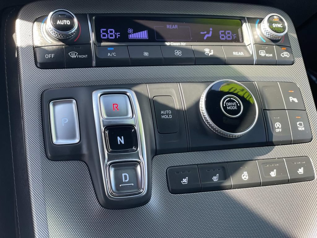 Used 2020 Hyundai Palisade Limited FWD image 16