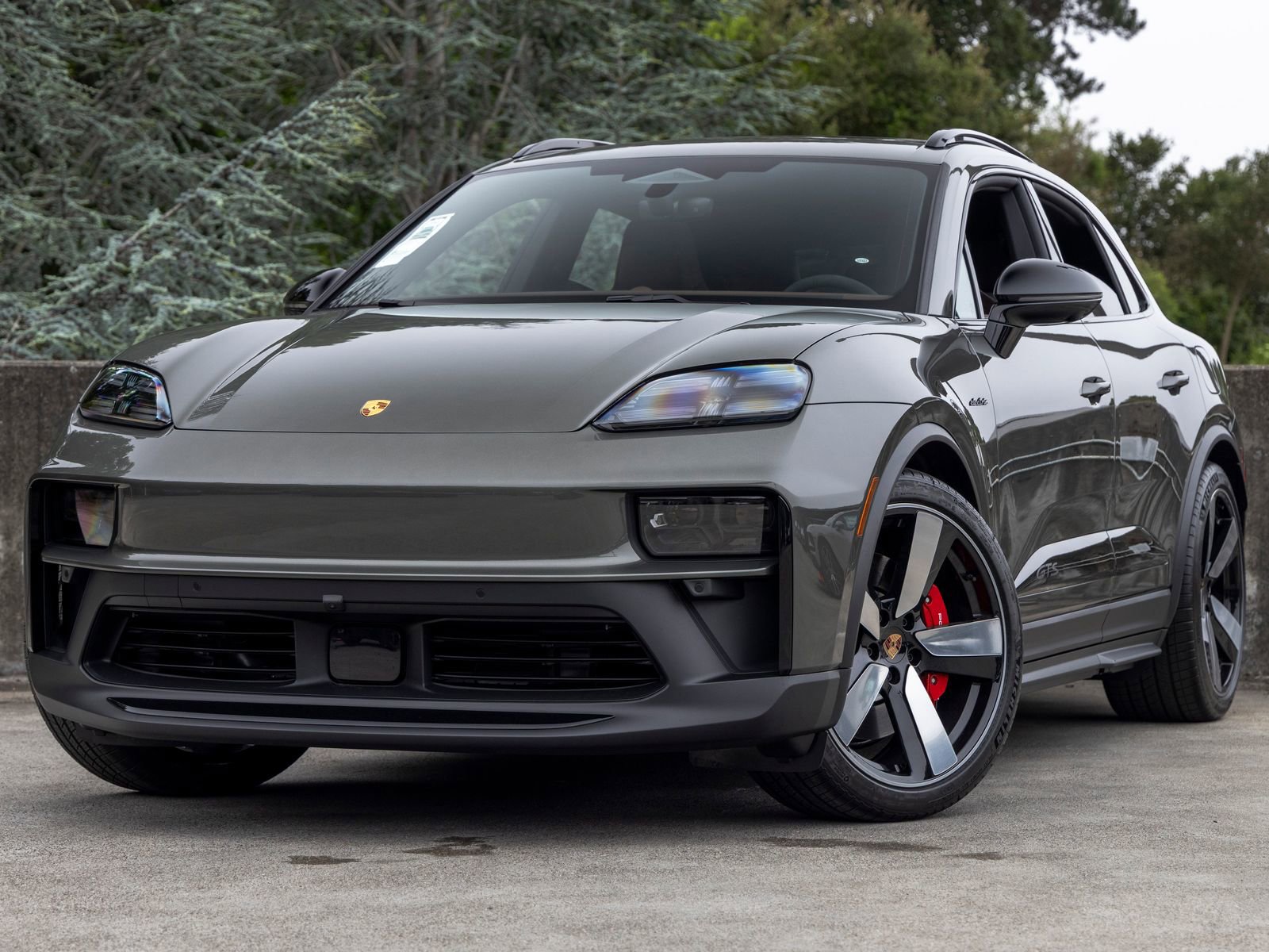 New 2026 Porsche Macan GTS Electric