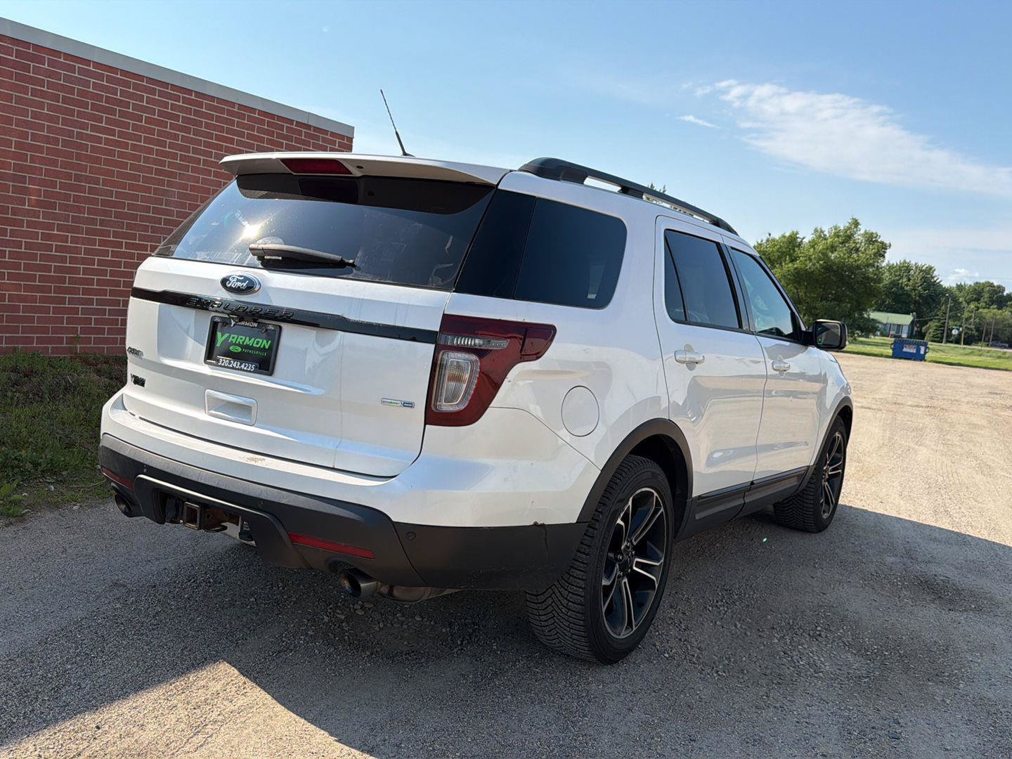 Used 2015 Ford Explorer Sport w/ Equipment Group 401A AWD/4WD image 4