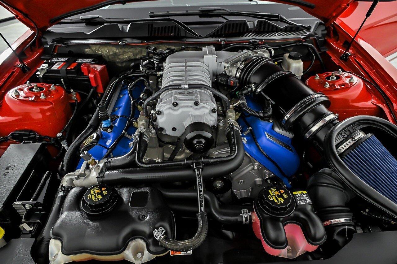 Used 2011 Ford Mustang Shelby GT500 w/ SVT Performance Pkg RWD image 12
