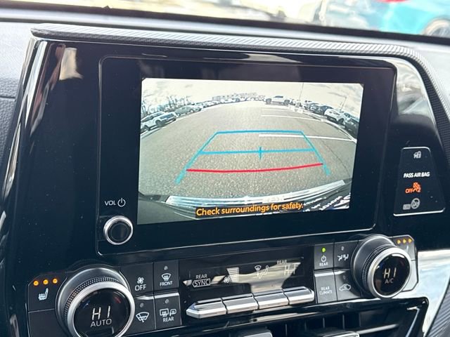Used 2025 Toyota Highlander XSE image 18
