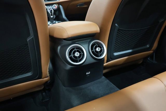 Used 2020 Alfa Romeo Giulia AWD w/ Cold Weather Package image 30