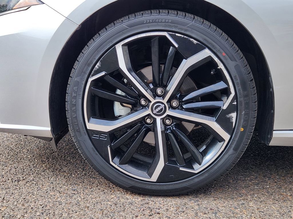 Used 2024 Nissan Altima 2.5 SR image 9