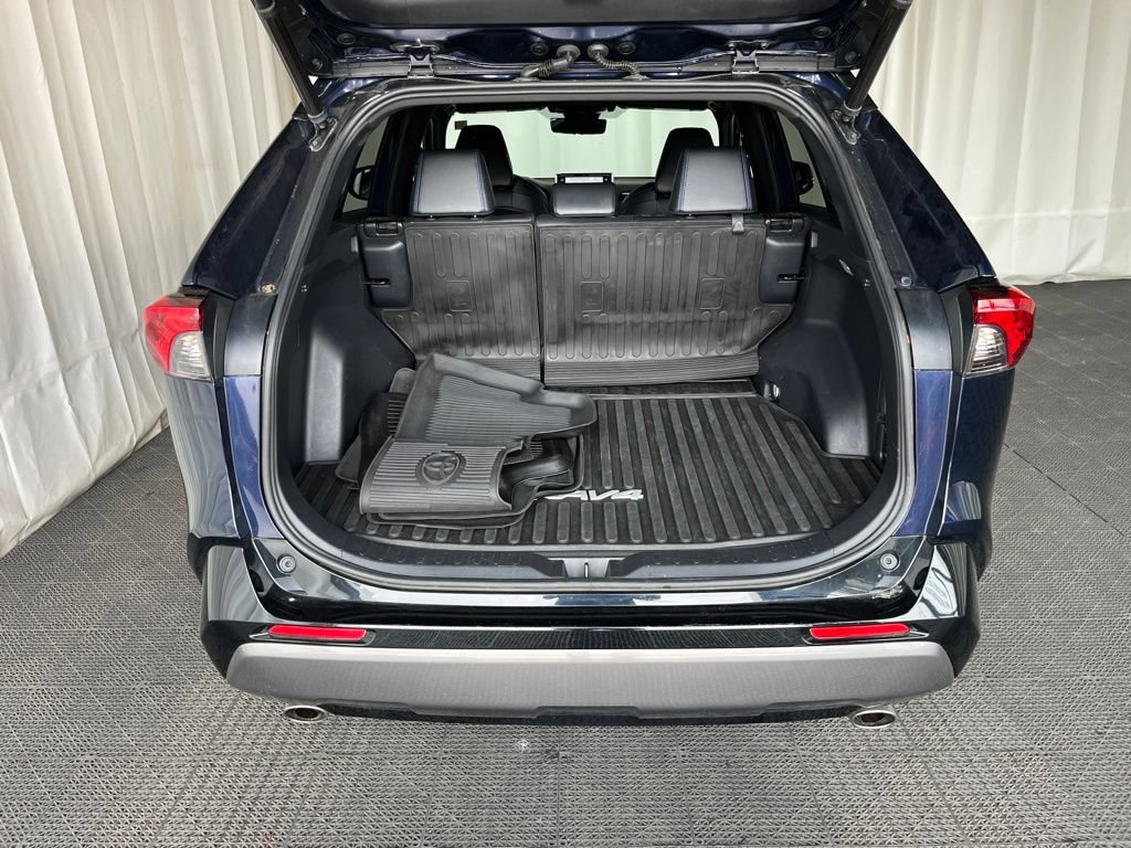 Used 2021 Toyota RAV4 XSE AWD/4WD image 28