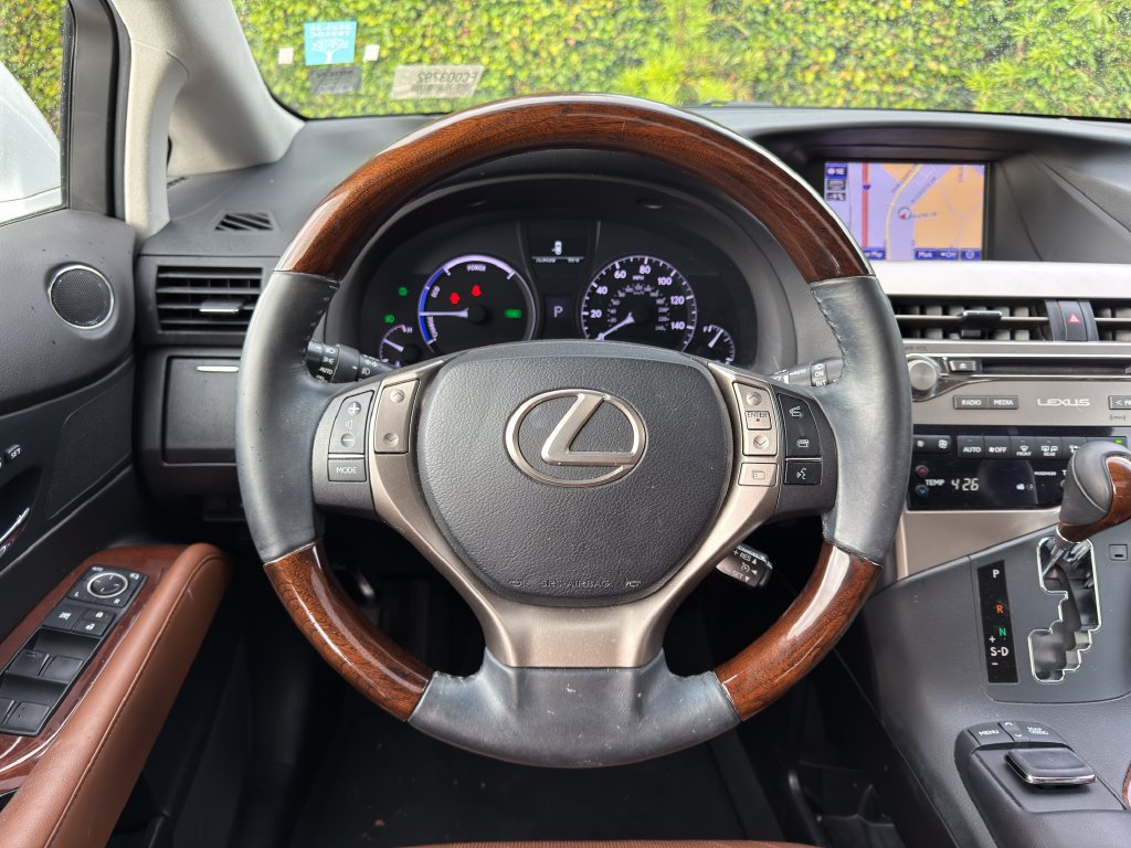Used 2015 Lexus RX 450h FWD image 17