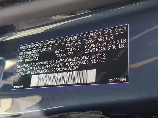 Used 2025 Volvo XC60 T8 Plus w/ Protection Package Premier image 26