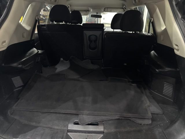 Used 2017 Nissan Rogue S image 29