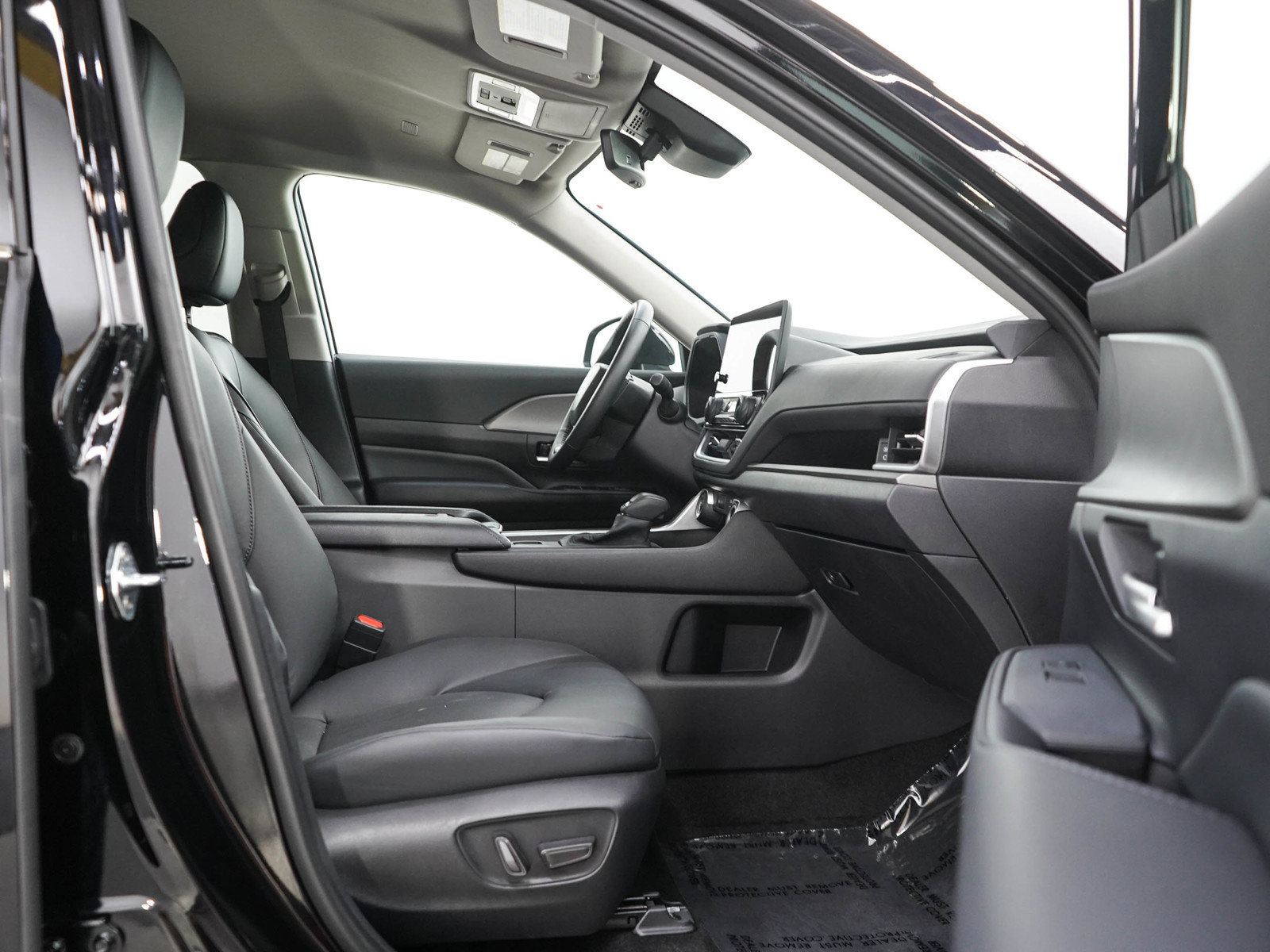 Used 2025 Toyota Grand Highlander AWD image 11