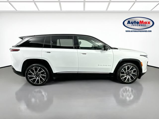 Used 2025 Jeep Wagoneer S Limited AWD/4WD image 10