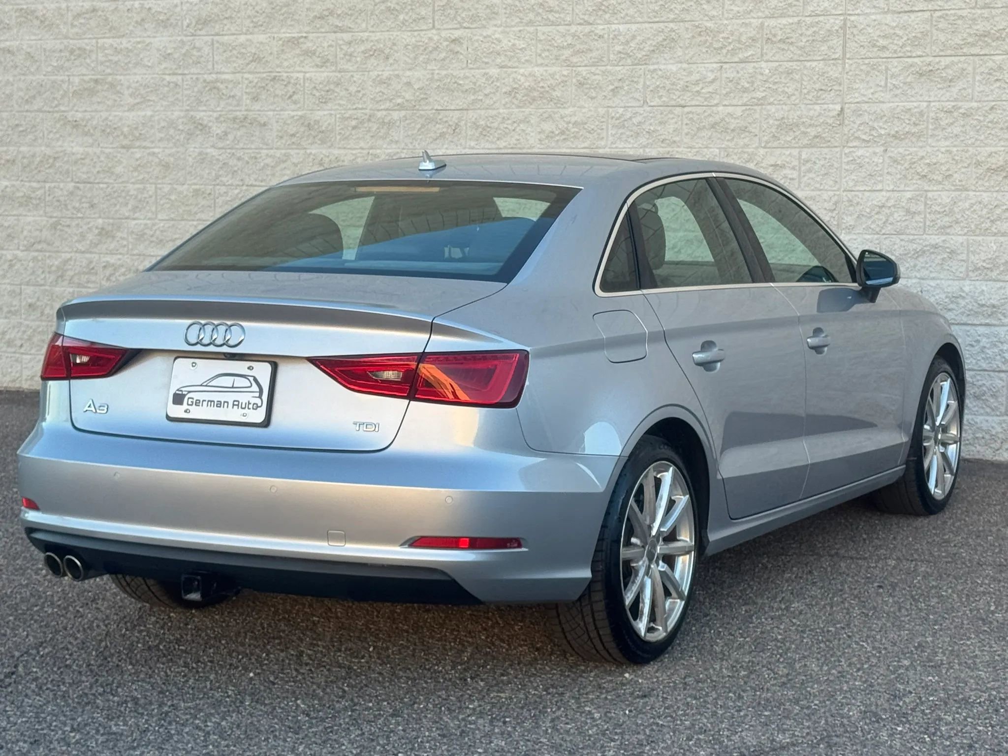 Used 2015 Audi A3 TDI Premium Plus FWD image 6