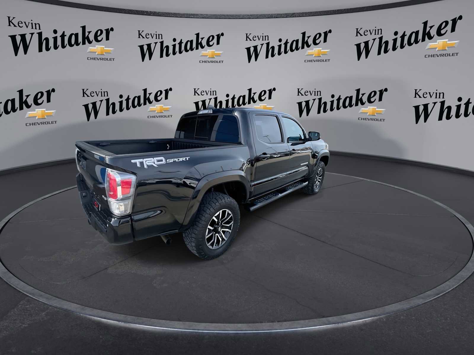 Used 2021 Toyota Tacoma TRD Sport w/ Technology Package image 8