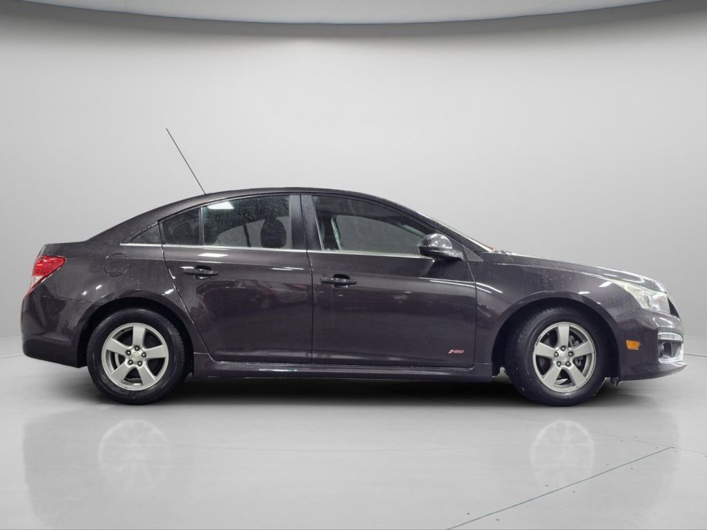 Used 2015 Chevrolet Cruze LT image 22