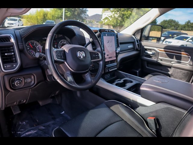 Used 2023 RAM 2500 Laramie AWD/4WD image 8