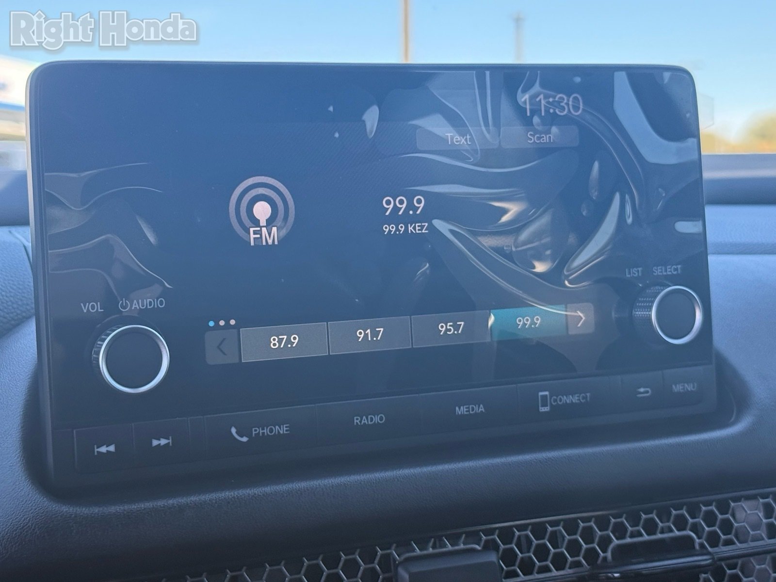 Certified 2025 Honda HR-V Sport image 21